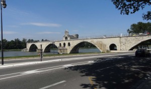 690-Avignon